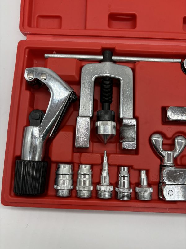 FELS- EN OPTROMPSET MET PIJPENSNIJDER 10-DELIG – Voor Airco/AC-leidingen (FLARING &amp; SWAGING SET)