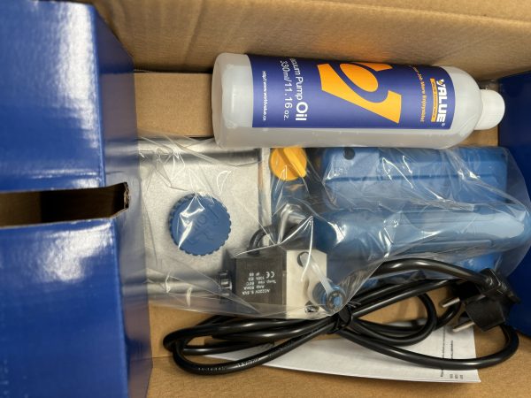 VALUE VI240Y-R32 2-Stage Vacuum Pump with Manometer and Solenoid Valve